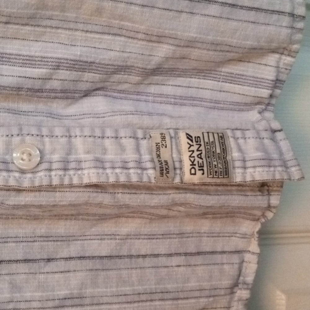 DKNY Jeans button down - Picture 3 of 4